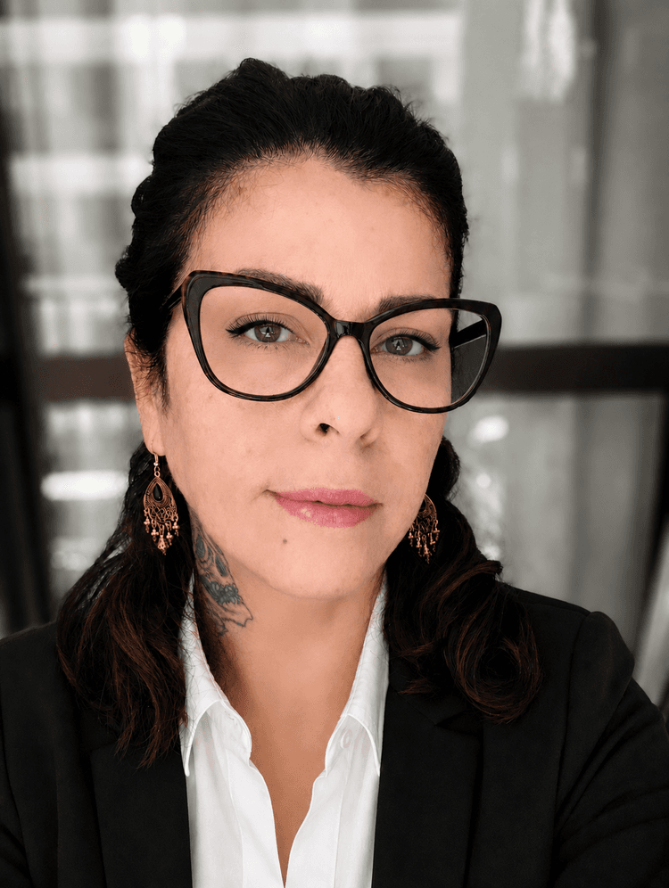 Adriana, especialista em marketing digital para Instagram